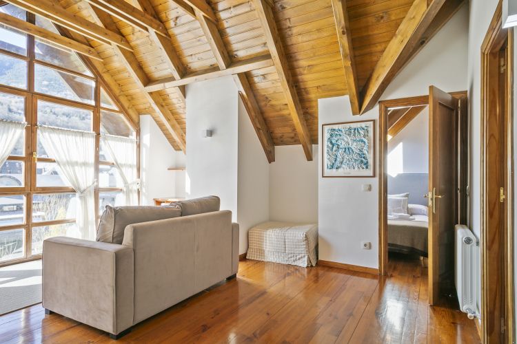Apartamento Dúplex Comets 4J