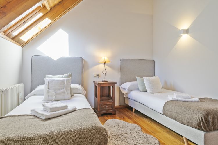 Apartamento Dúplex Comets 4J