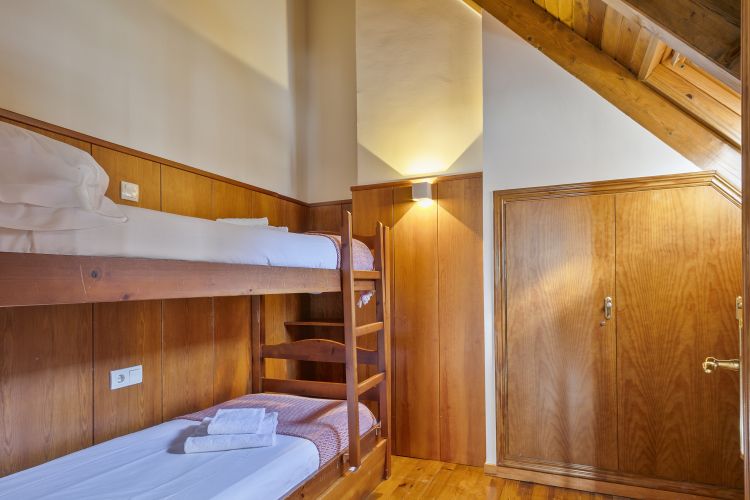 Apartamento Dúplex Comets 4J