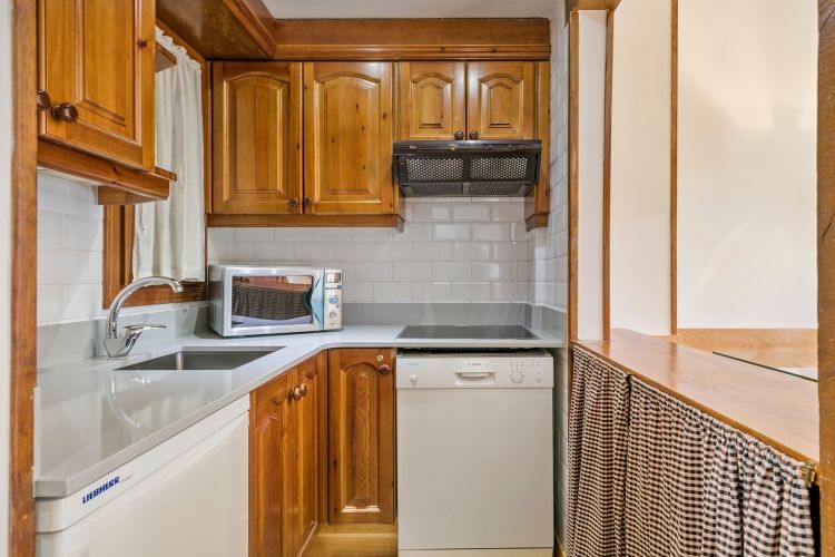 Apartamento Tanau A1, Esquirós