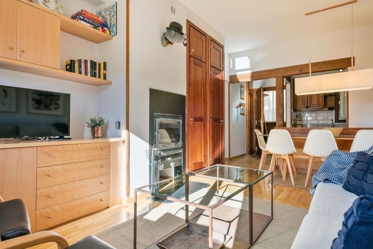 Apartamento Tanau A1, Esquirós