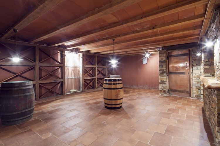 Casa Montcorbisson, bodega