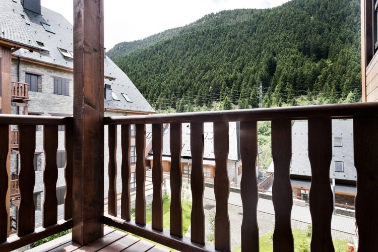 Lujoso apartamento en Baqueira Beret Val de Ruda Pirineos en familia Ruda B24